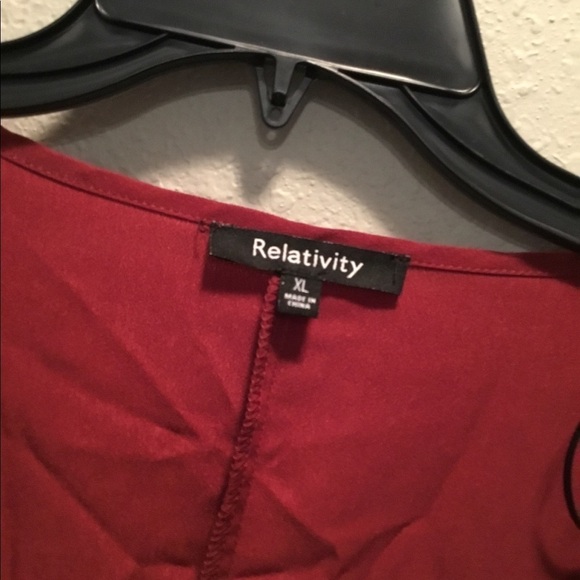 Relativity XL NWT open sleeve Blouse - Picture 8 of 16